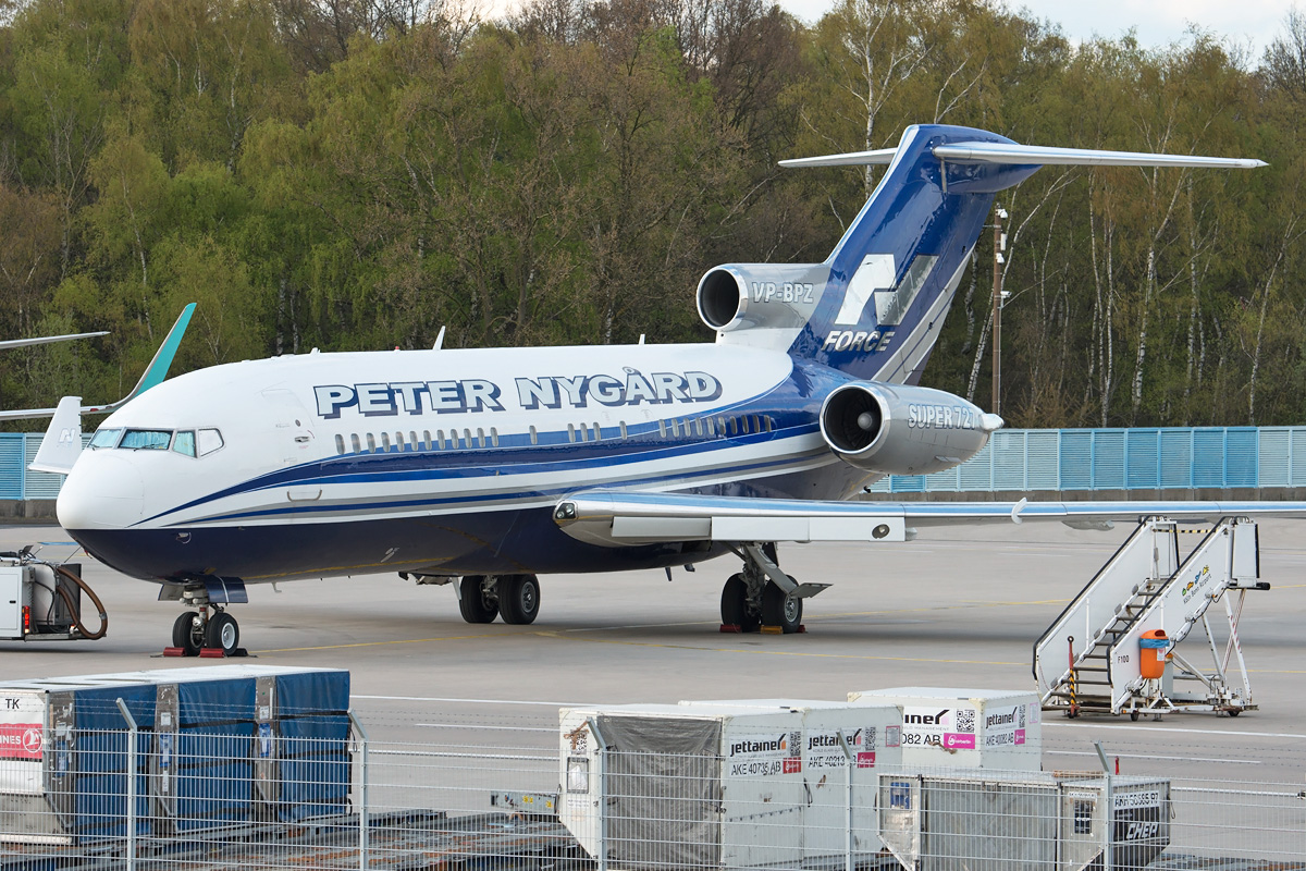 VP-BPZ Boeing 727-100