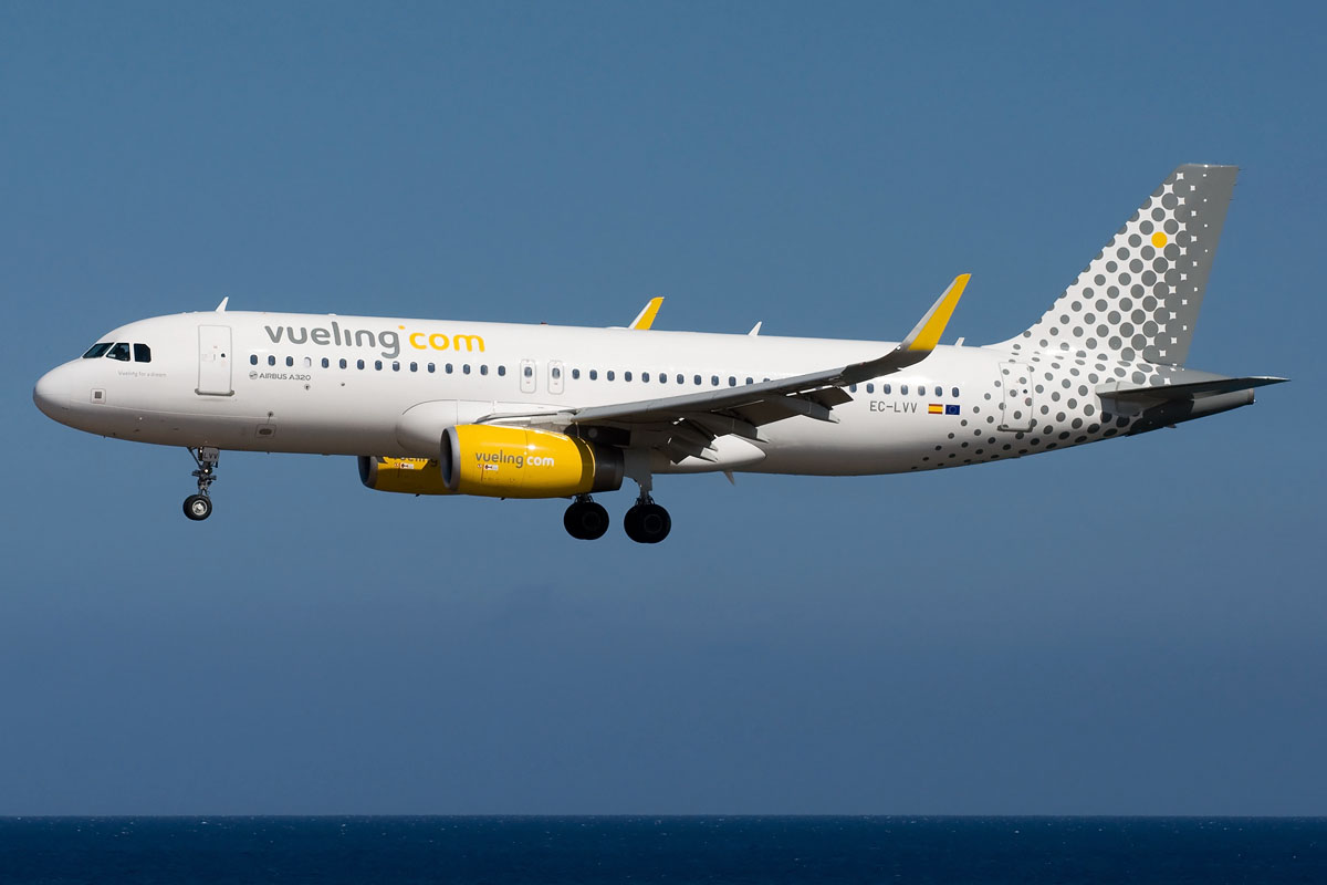 EC-LVV Vueling Airbus A320-200/S