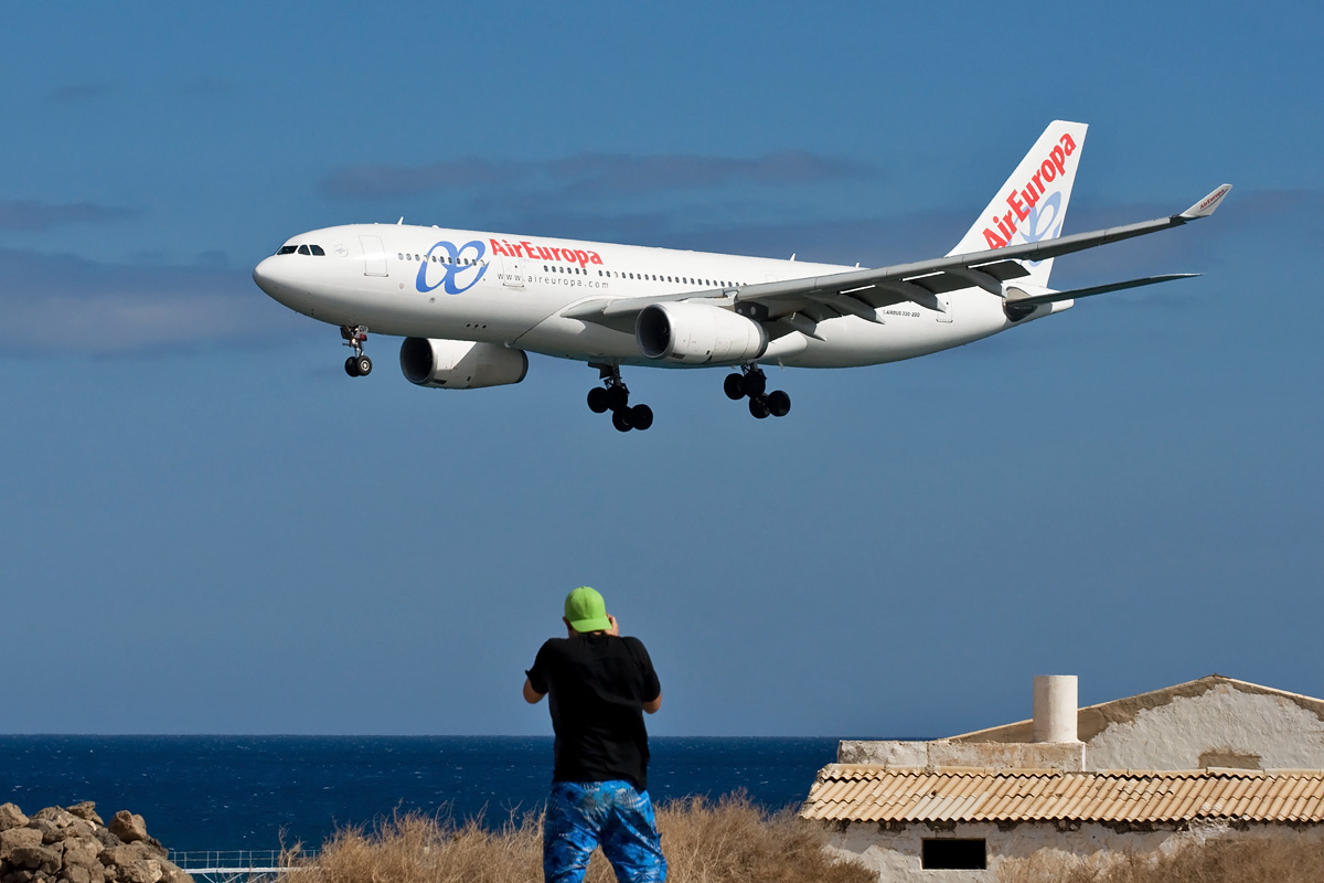 EC-LQP Air Europa Airbus A330-200