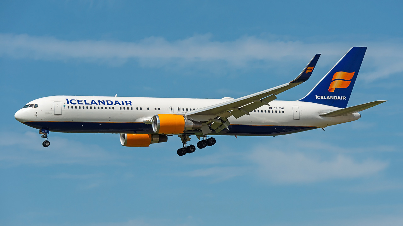 TF-ISW Icelandair Boeing 767-300(ER)