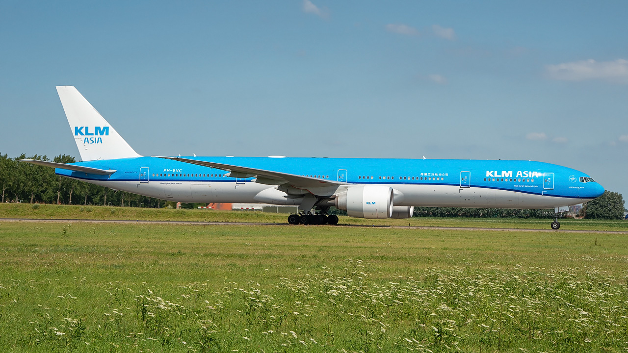 PH-BVC KLM asia Boeing 777-300(ER)