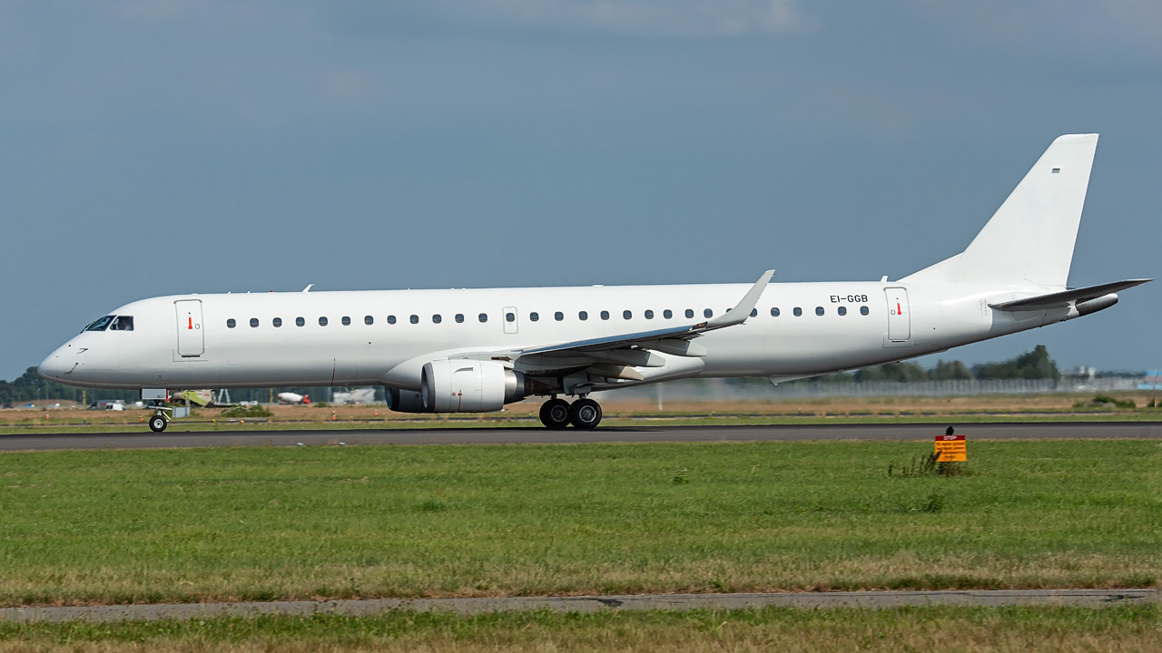 EI-GGB Stobart Air Embraer ERJ-195