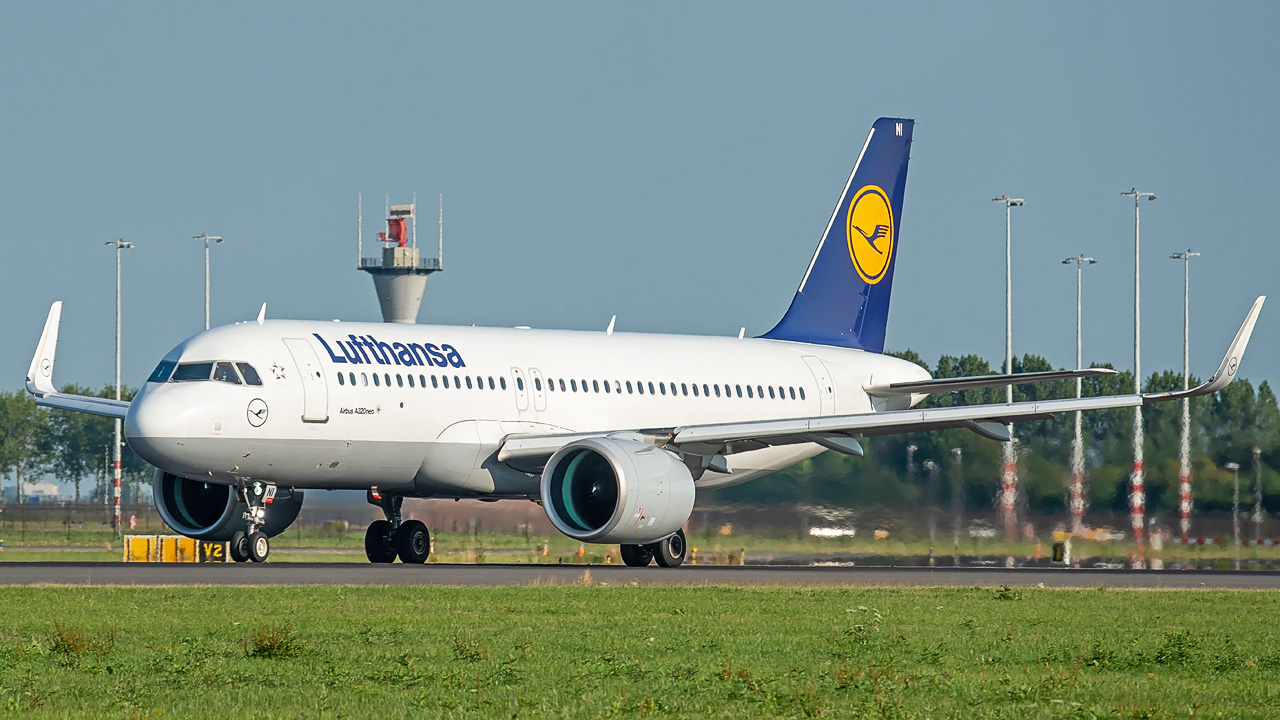 D-AINI Lufthansa Airbus A320-200neo