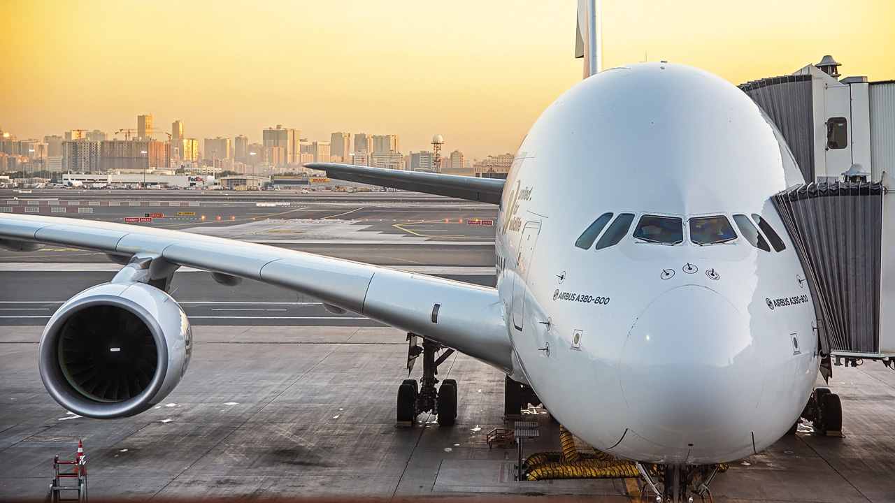 A6-EEQ Emirates Airbus A380-800