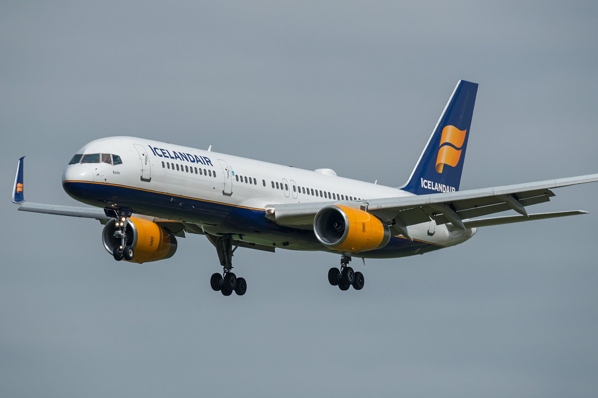 TF-ISJ Icelandair Boeing 757-200
