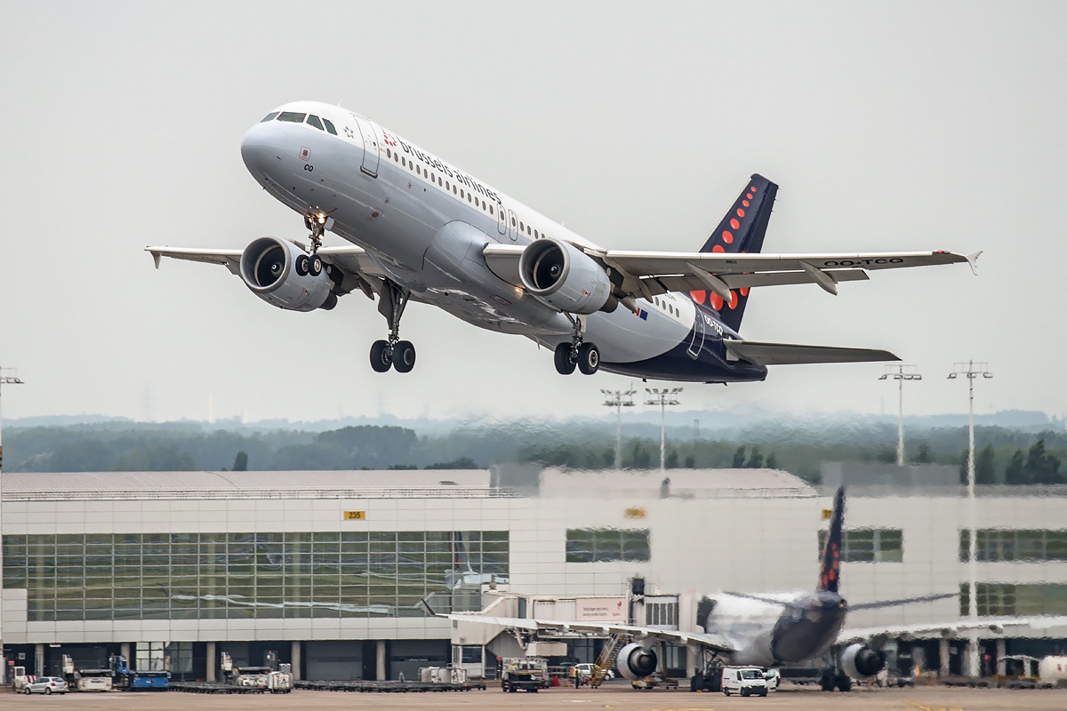 OO-TCQ Brussels Airlines Airbus A320-200