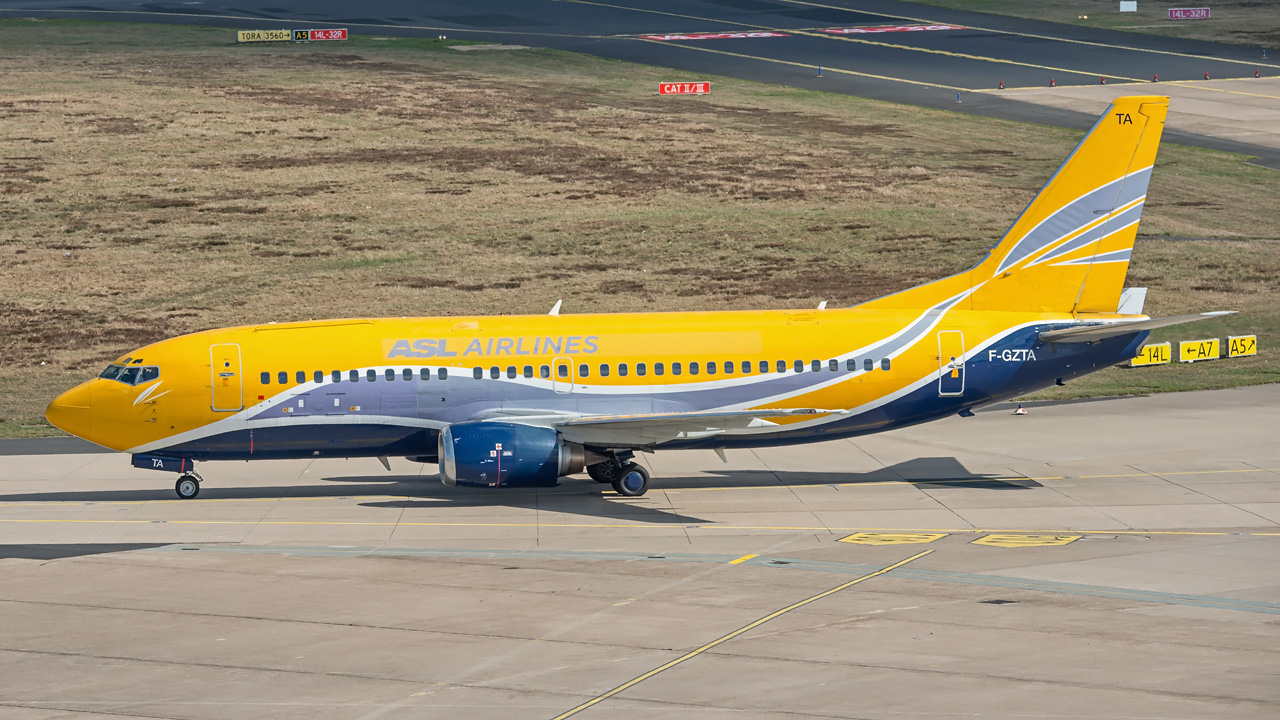 F-GZTA ASL Airlines France Boeing 737-300