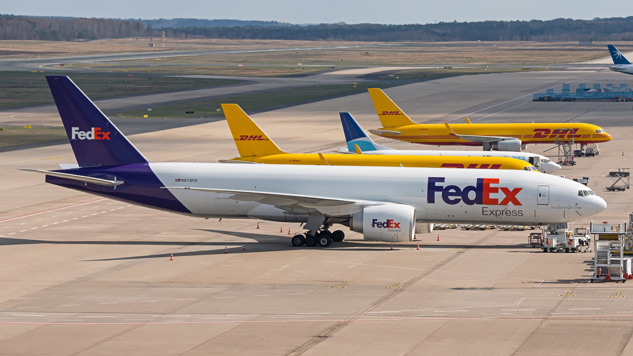 N878FD Federal Express (FedEx) Boeing 777F