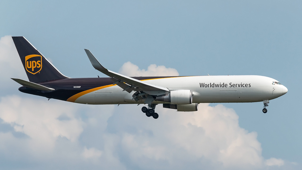 N330UP United Parcel Service (UPS) Boeing 767-300(ER/F)