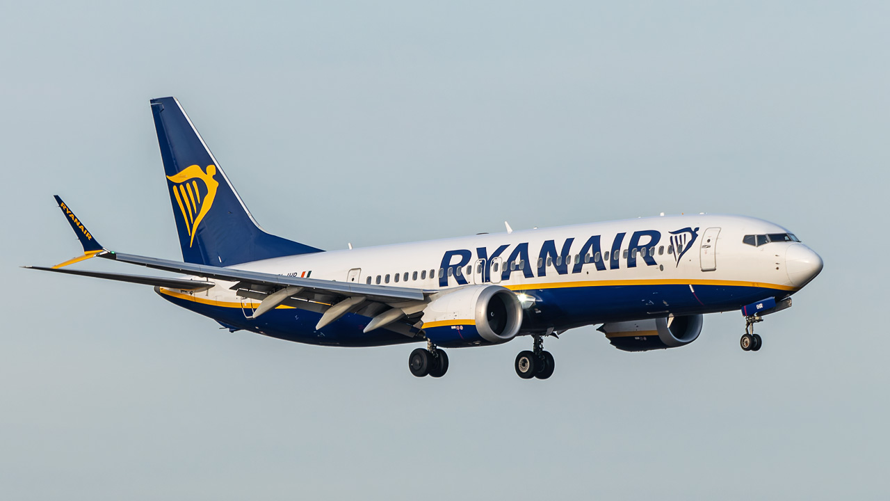 EI-IHR Ryanair Boeing 737 MAX 8-200