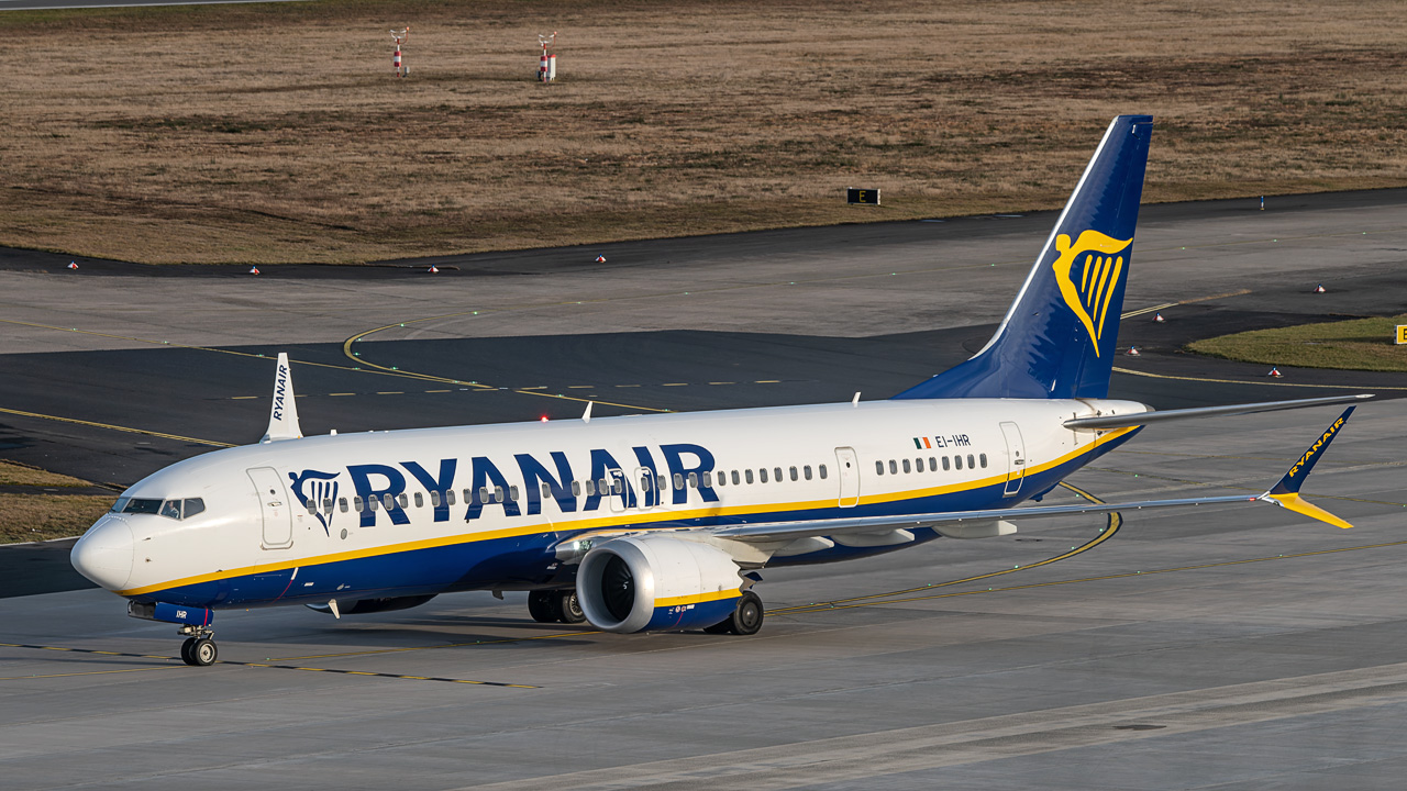 EI-IHR Ryanair Boeing 737 MAX 8-200
