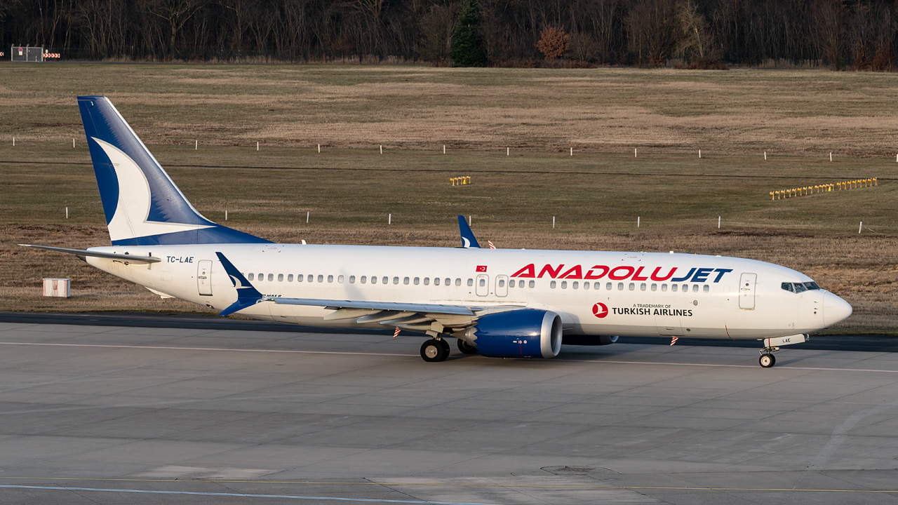 TC-LAE AJet Boeing 737 MAX 8