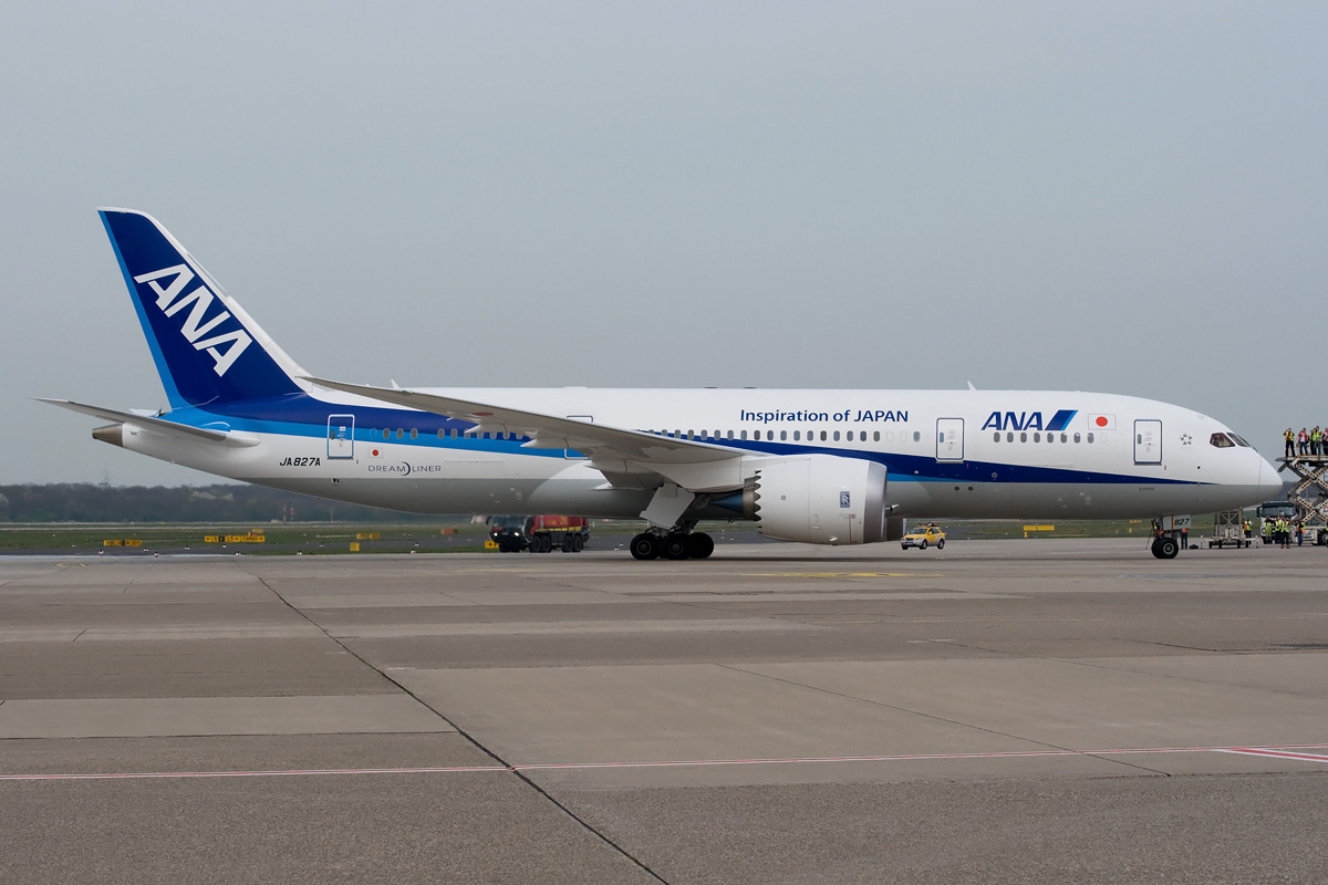 JA822A All Nippon Airways (ANA) Boeing 787-8