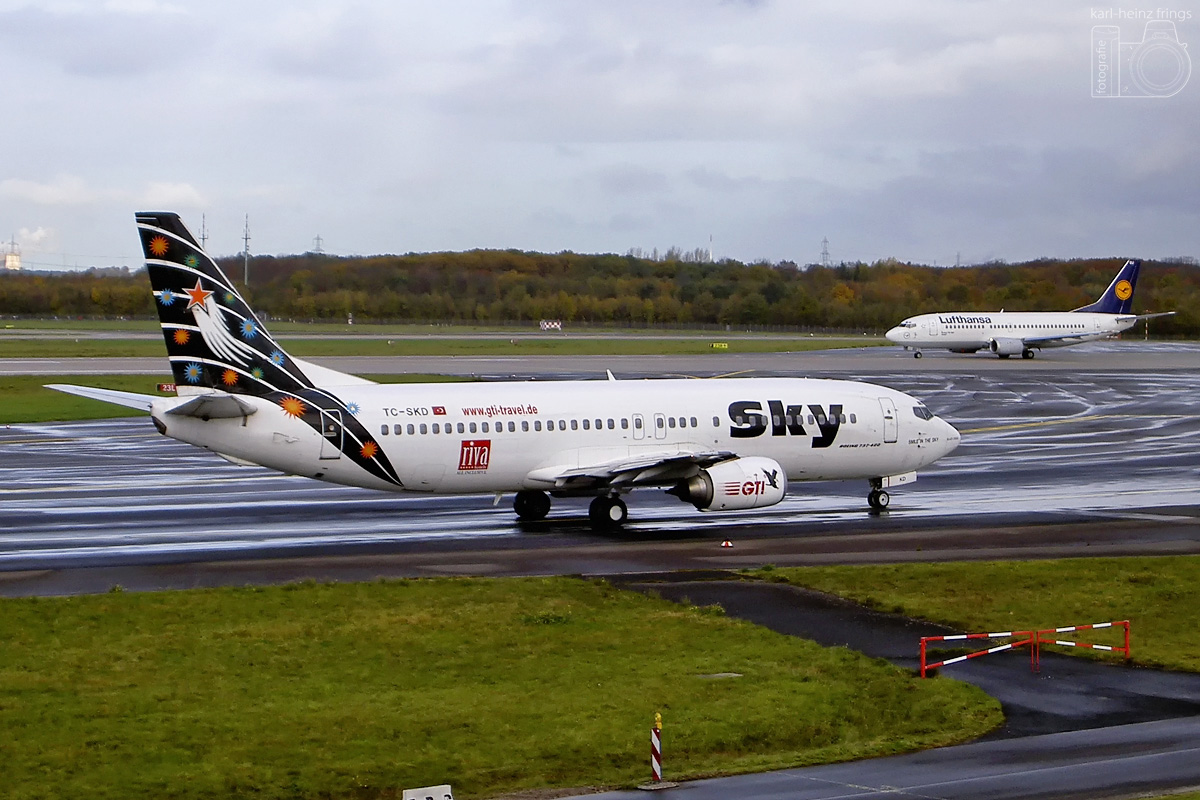 TC-SKD Sky Airlines Boeing 737-400