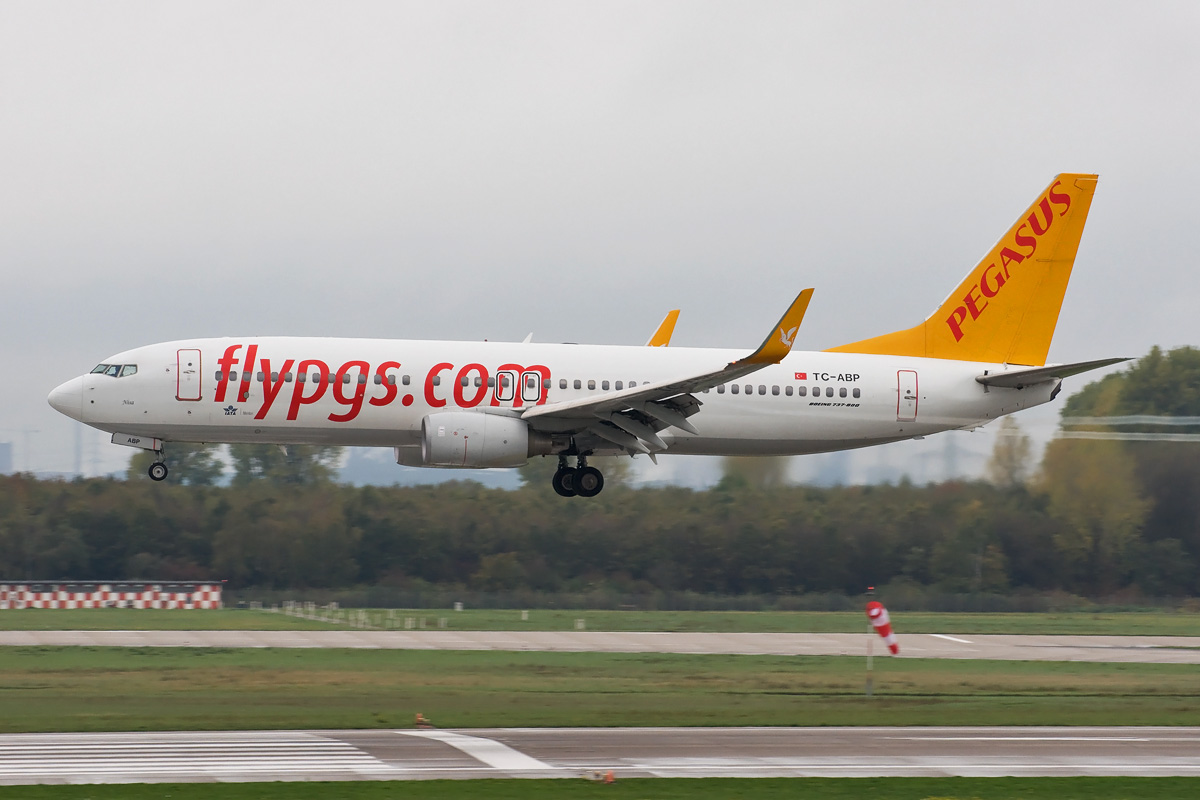 TC-ABP Pegasus Airlines Boeing 737-800