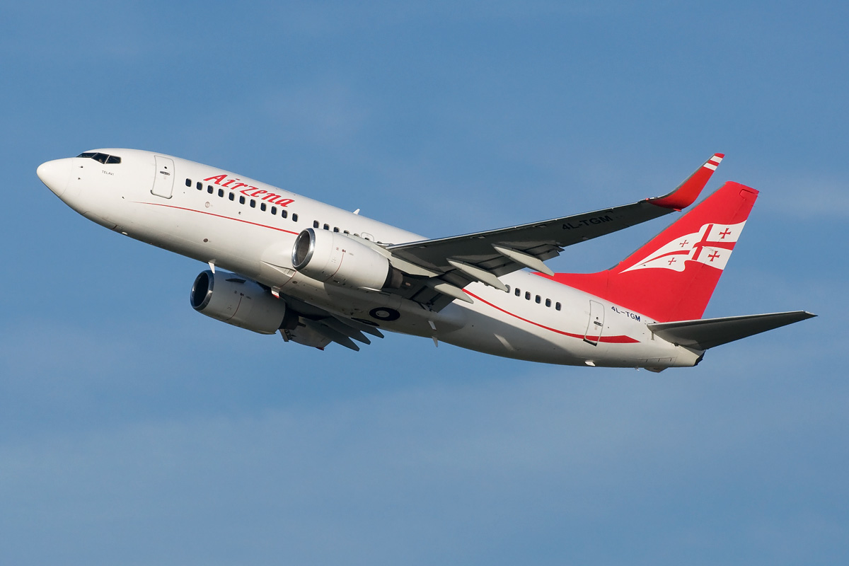 4L-TGM Airzena Georgian Airlines Boeing 737-700