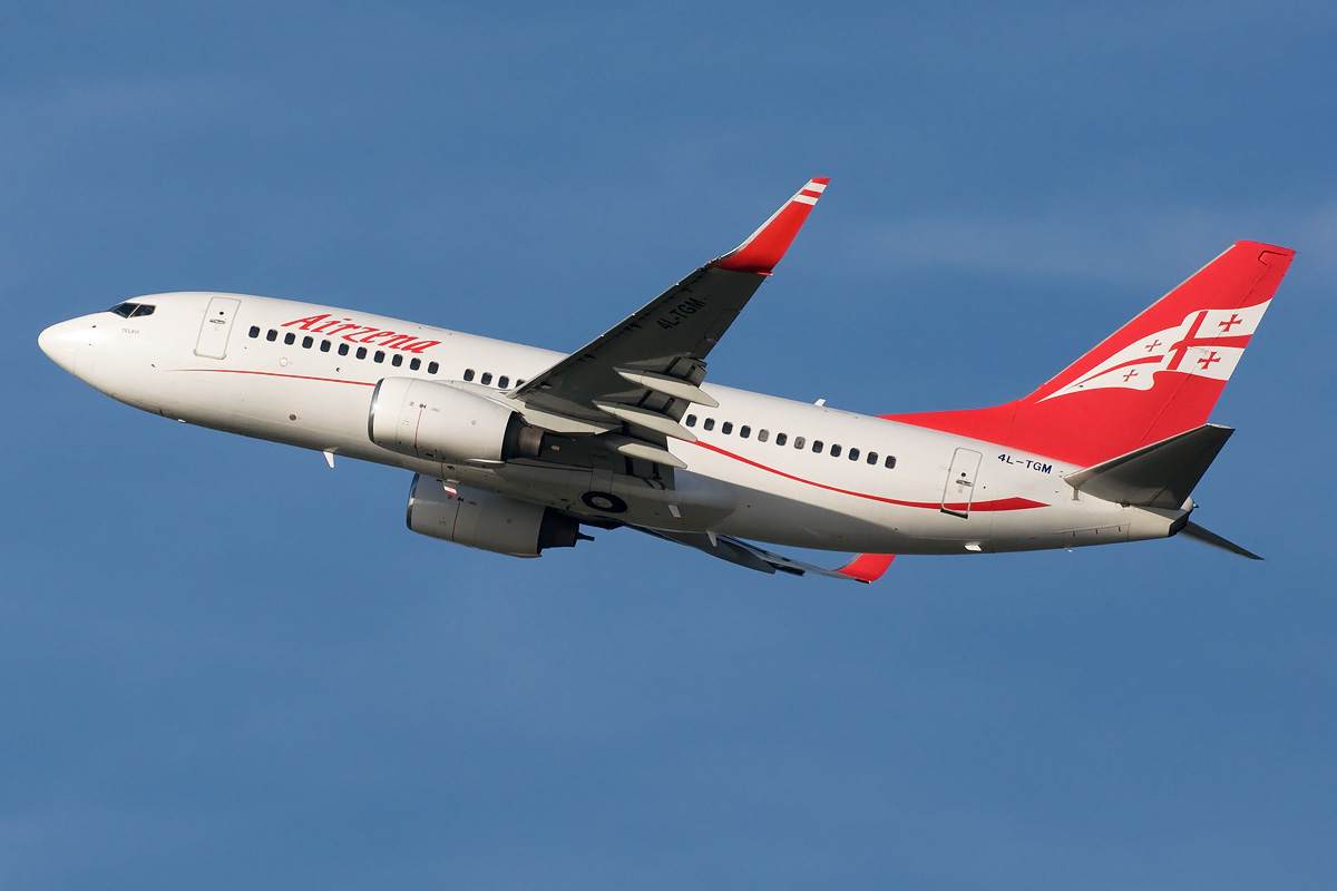 4L-TGM Airzena Georgian Airlines Boeing 737-700