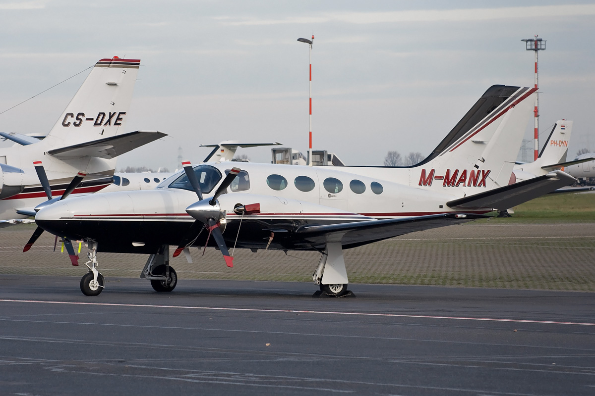 M-MANX Cessna 425 Corsair