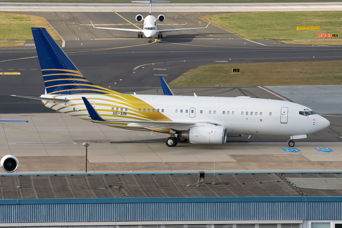 A6-AIN Royal Jet Boeing 737-700(BBJ)
