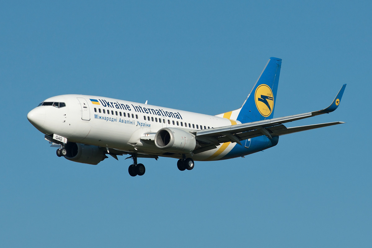UR-GAQ Ukraine International Airlines Boeing 737-300