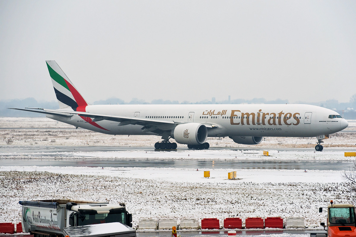 A6-EGZ Emirates Boeing 777-300(ER)