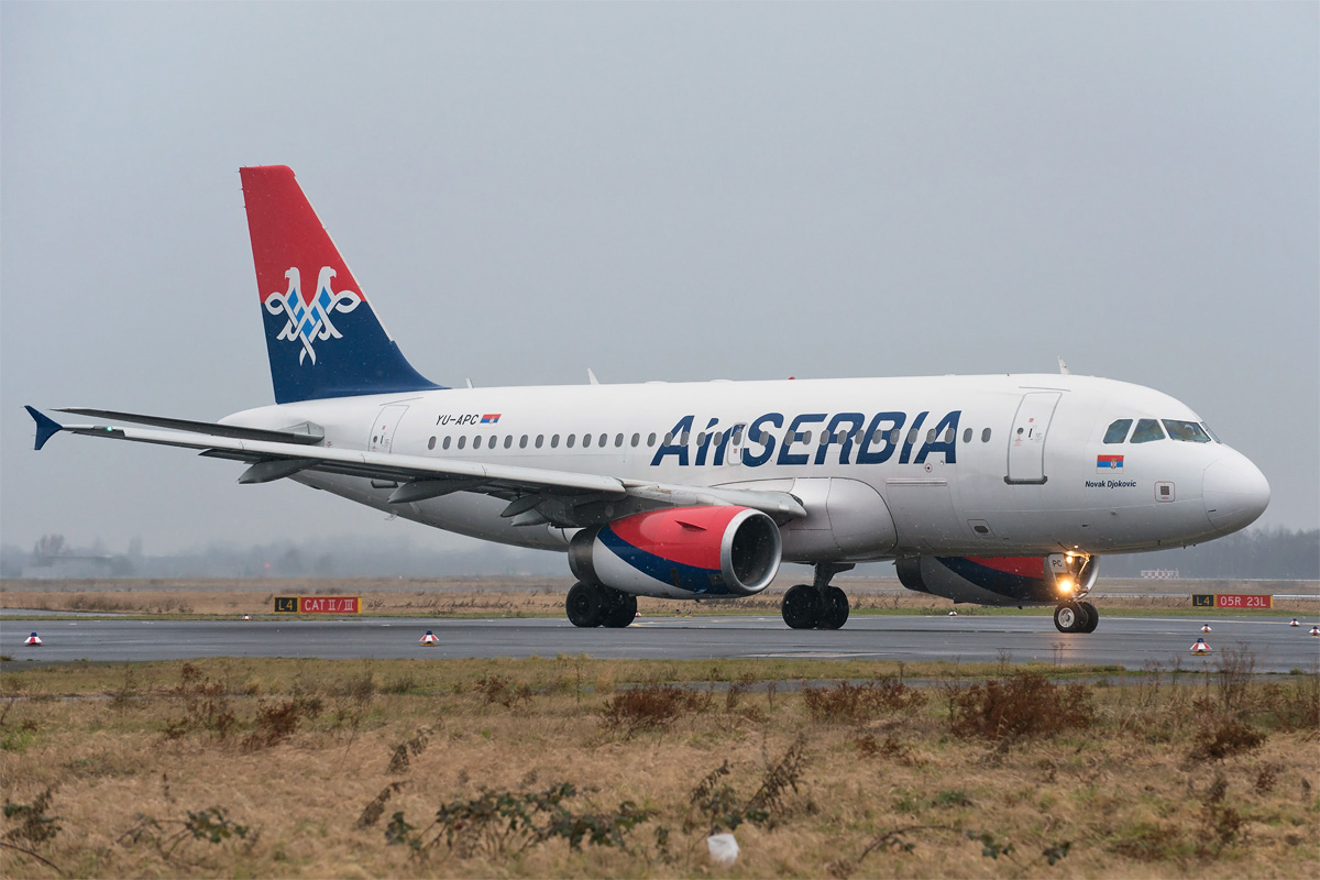 YU-APC Air Serbia Airbus A319-100