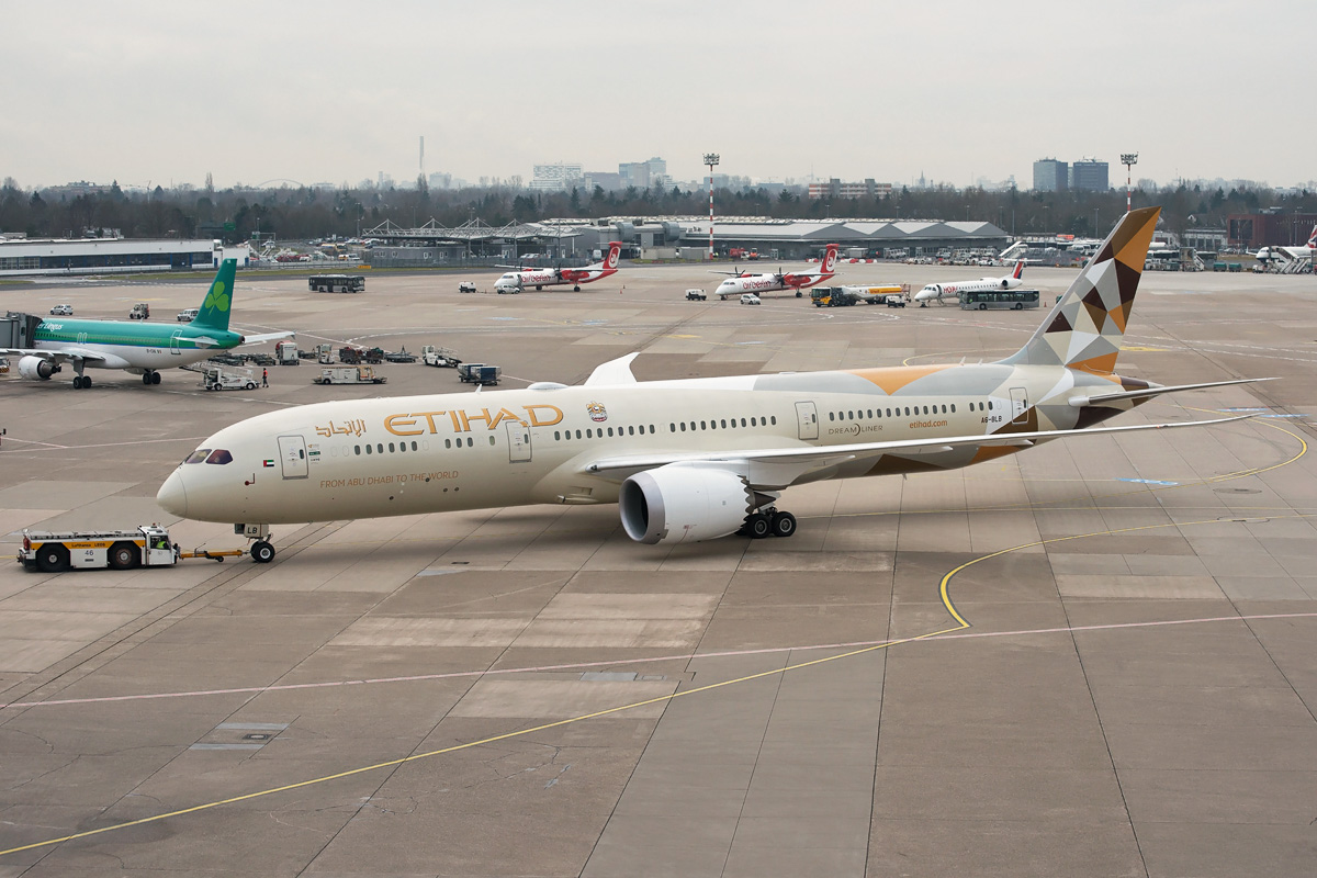 A6-BLB Etihad Boeing 787-9 Dreamliner