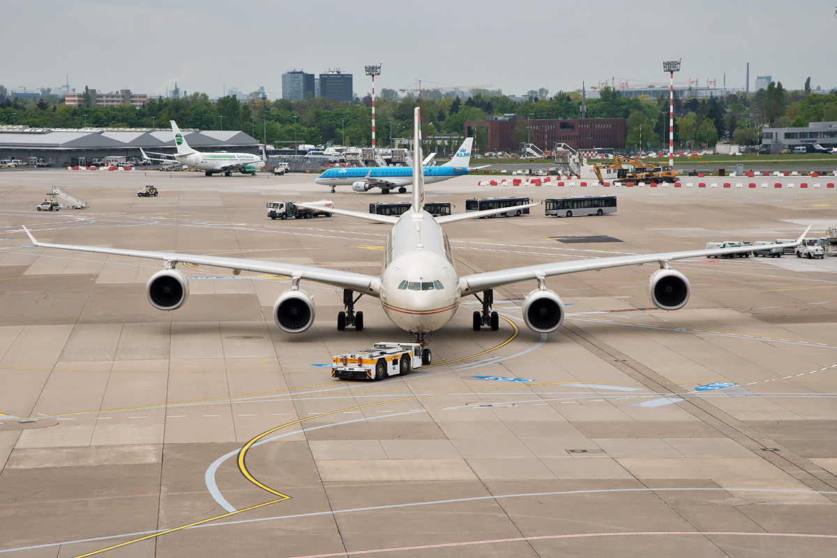 A6-EHB Etihad Airways Airbus A340-500