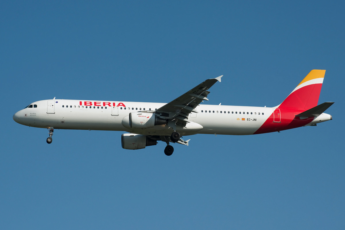 EC-JNI Iberia Airbus A321-200