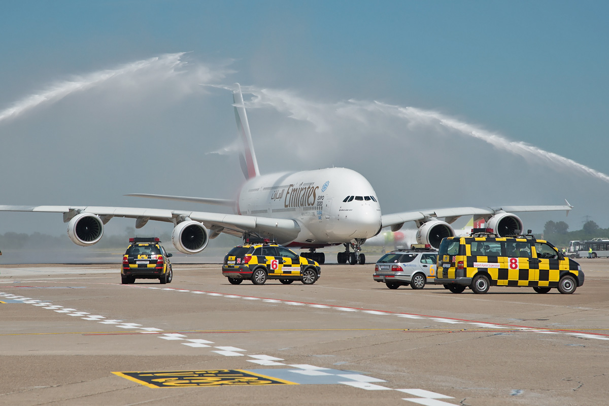 A6-EOB Emirates Airbus A380-800