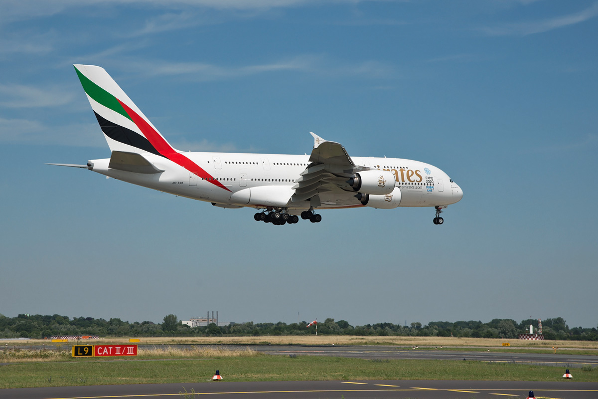 A6-EOB Emirates Airbus A380-800
