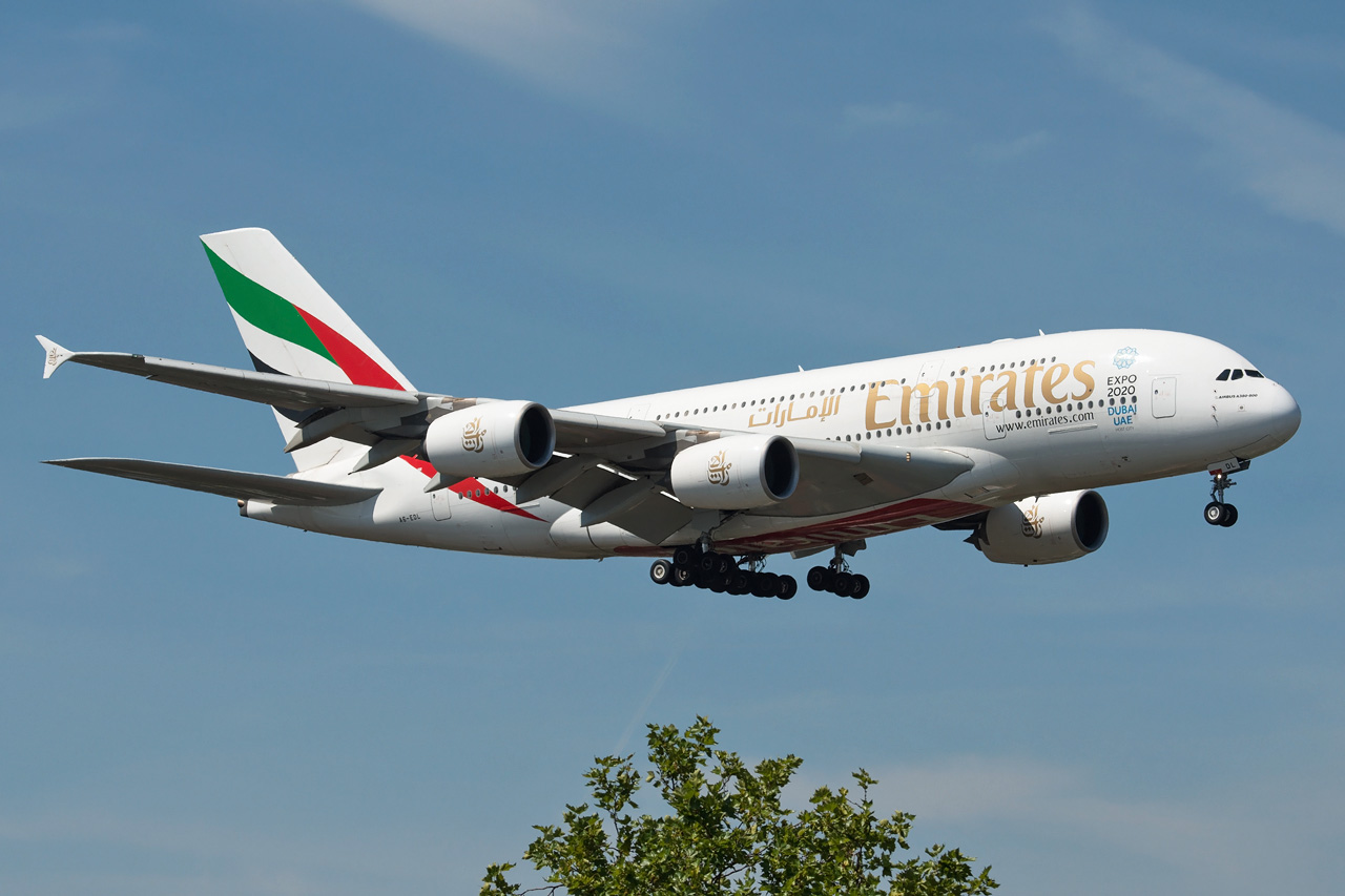 A6-EDL Emirates Airbus A380-800