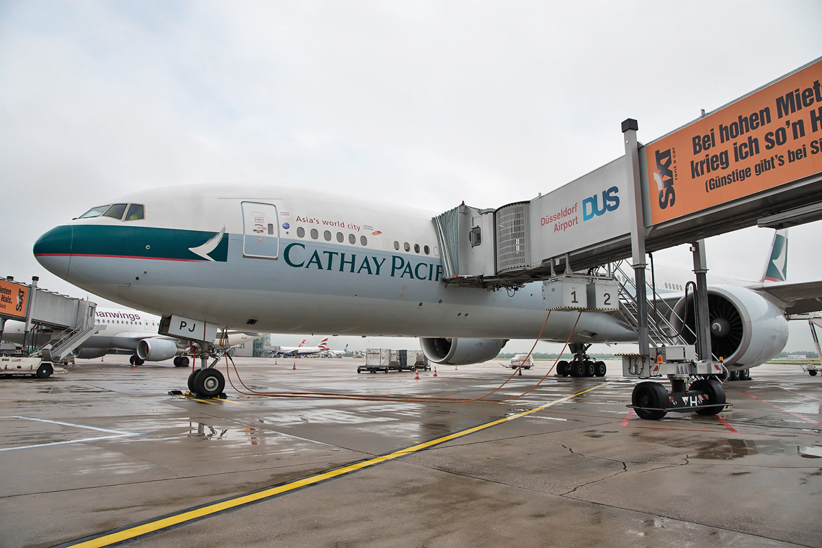 B-KPJ Cathay Pacific Airways Boeing 777-300(ER)