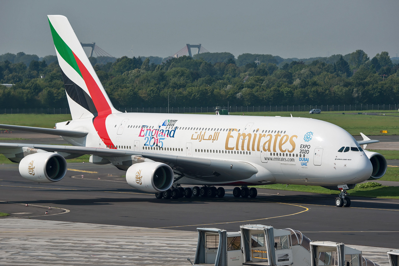 A6-EOC Emirates Airbus A380-800