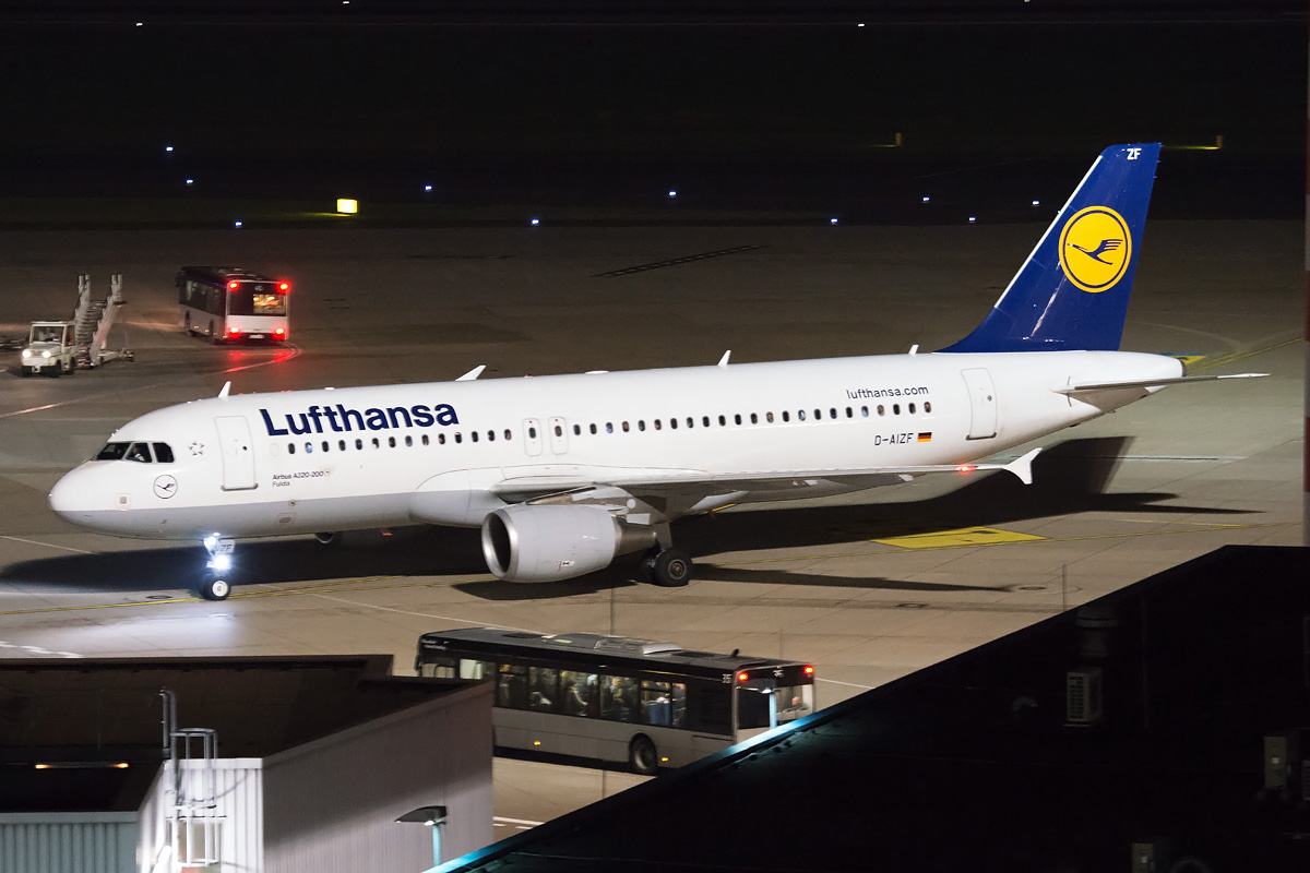 D-AIZF Lufthansa Airbus A320-200