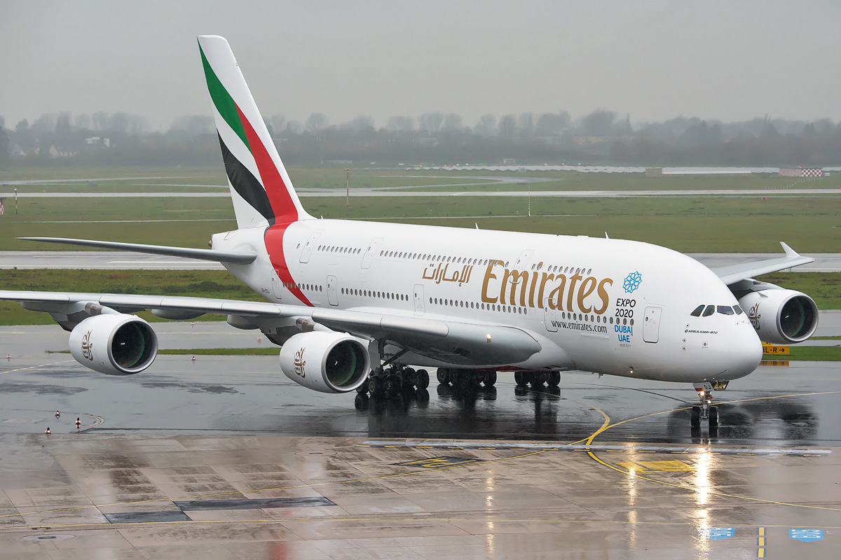 A6-EOJ Emirates Airbus A380-800