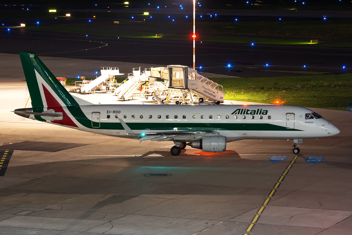 EI-RDO Alitalia Embraer ERJ-175