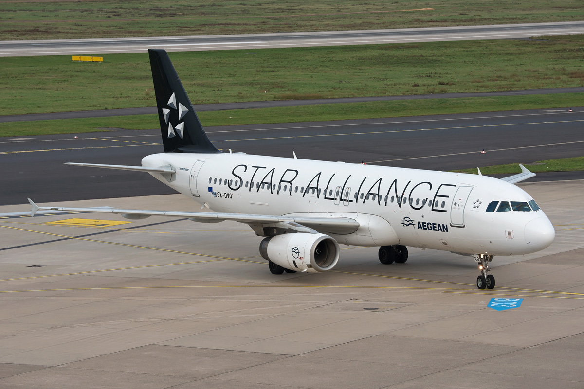 SX-DVQ Aegean Airlines Airbus A320-200