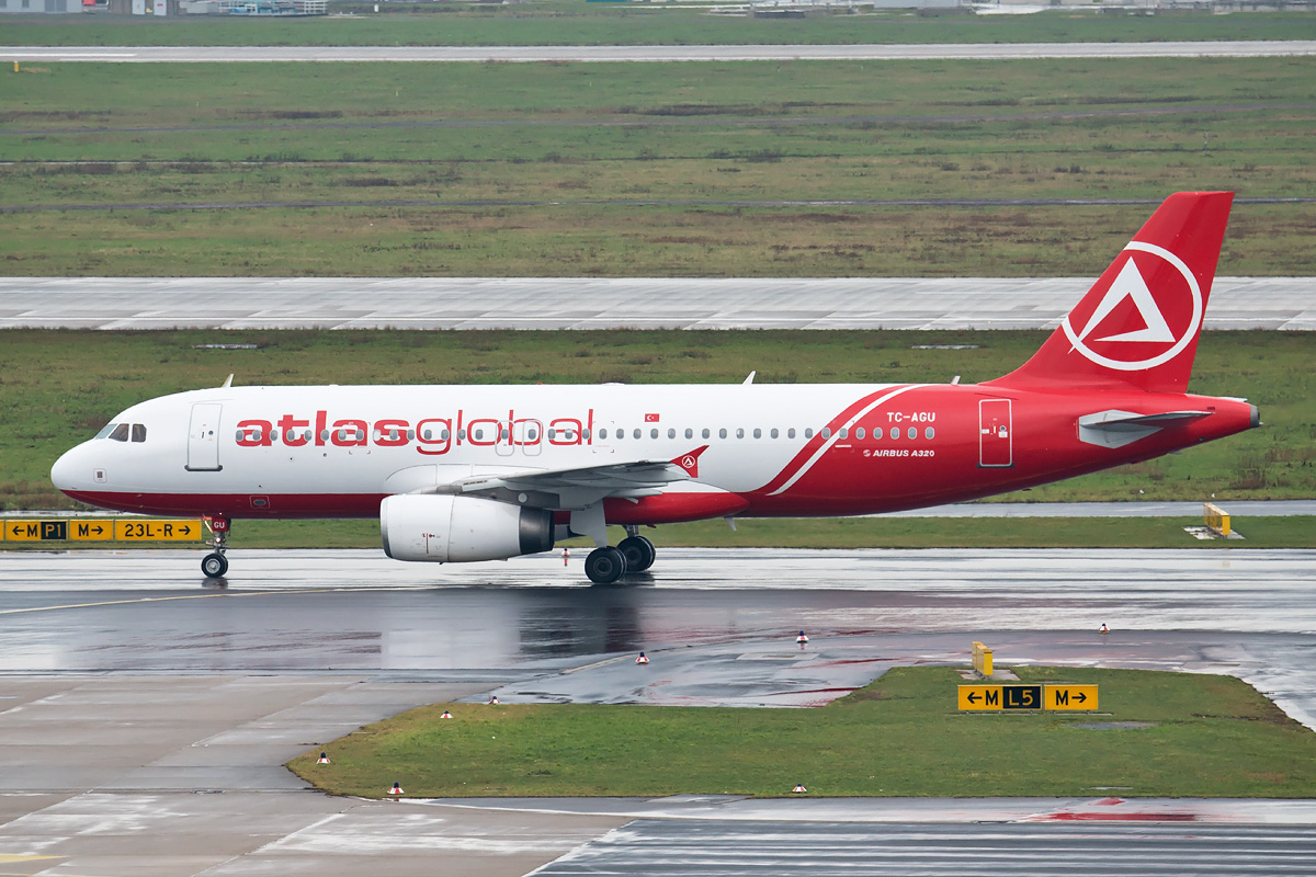 TC-AGU Atlas Global Airbus A320-200