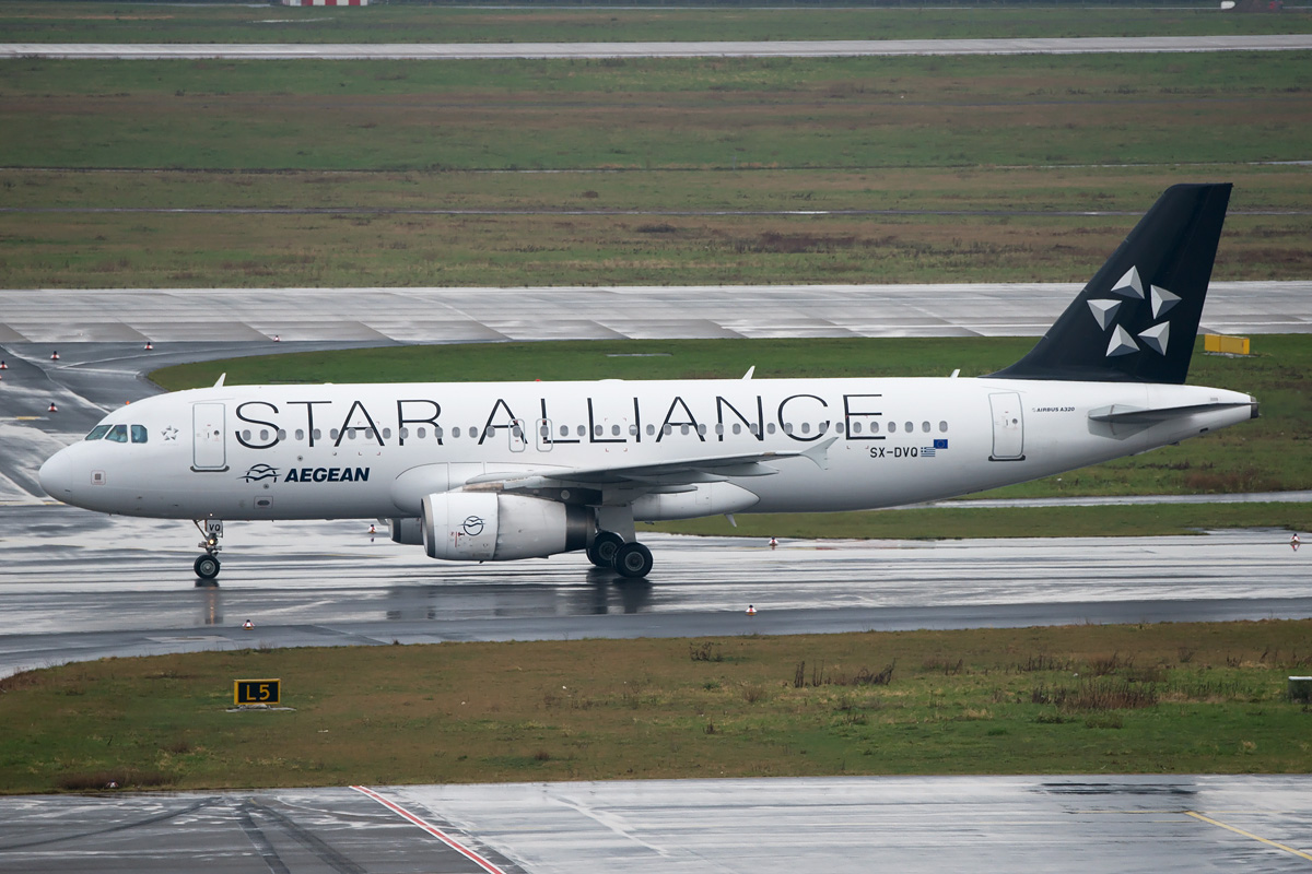 SX-DVQ Aegean Airlines Airbus A320-200