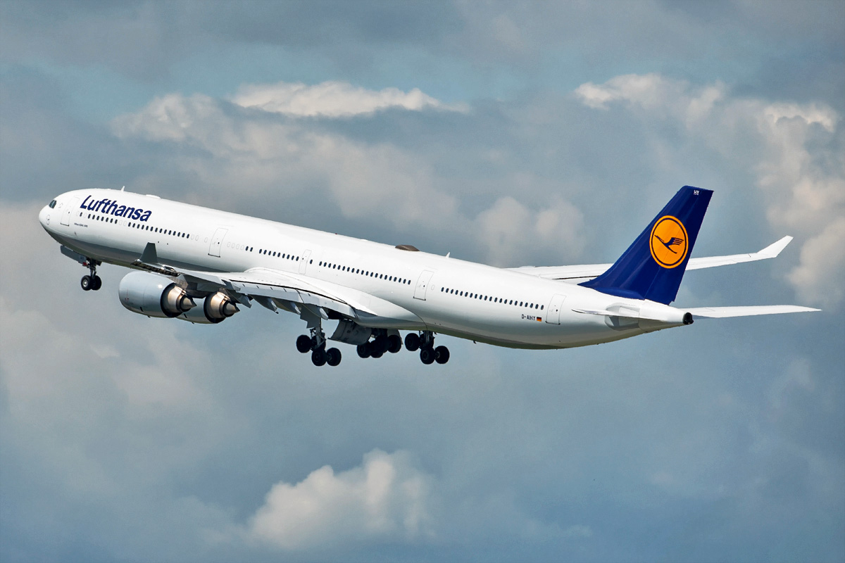 D-AIHY Lufthansa Airbus A340-600