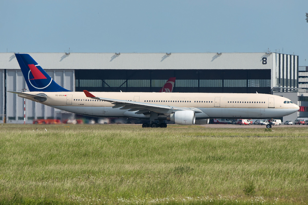 TC-OCA Onur Air Airbus A330-300