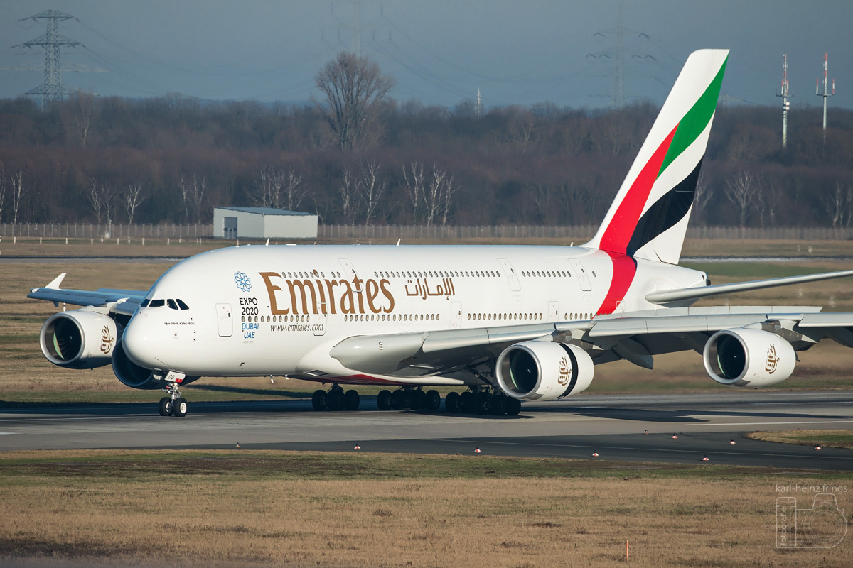 A6-EOO Emirates Airbus A380-800