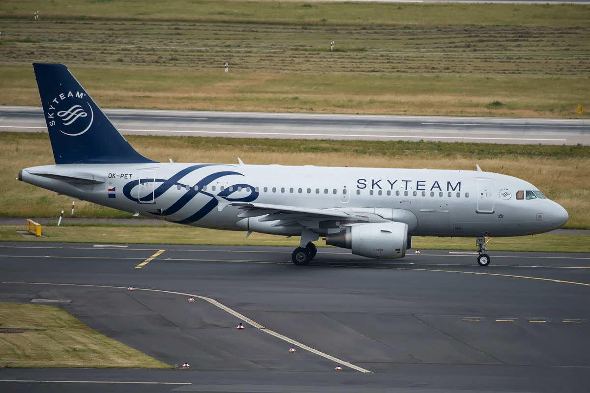 OK-PET Czech Airlines (CSA) Airbus A319-100