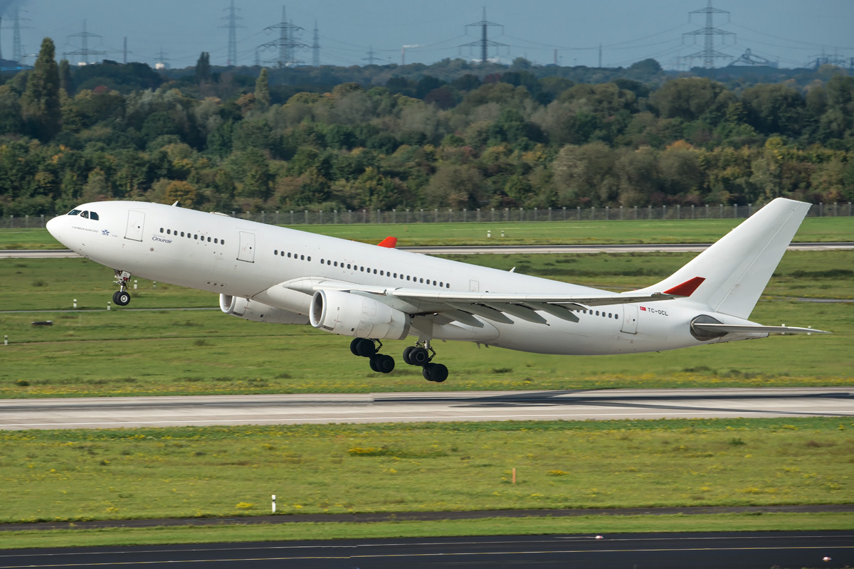 TC-OCL Onur Air Airbus A330-200