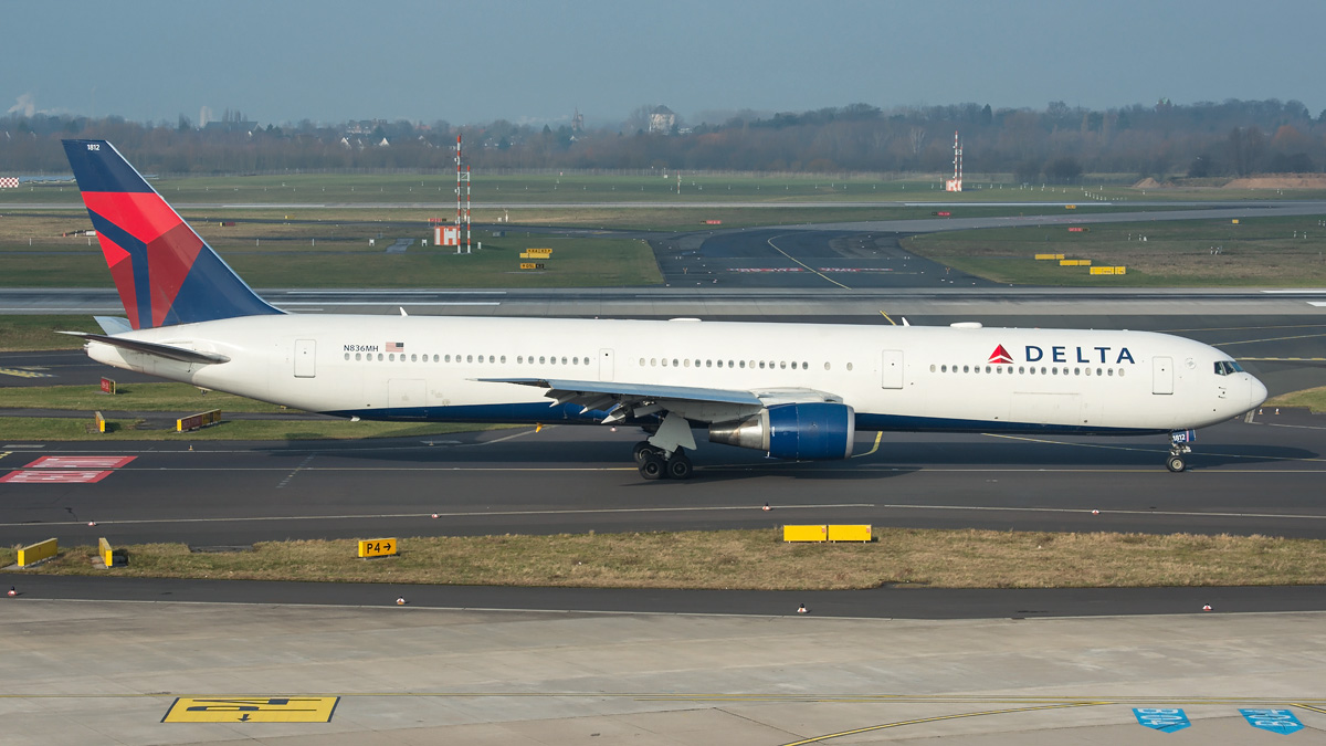 N836MH Delta Airlines Boeing 767-400(ER)