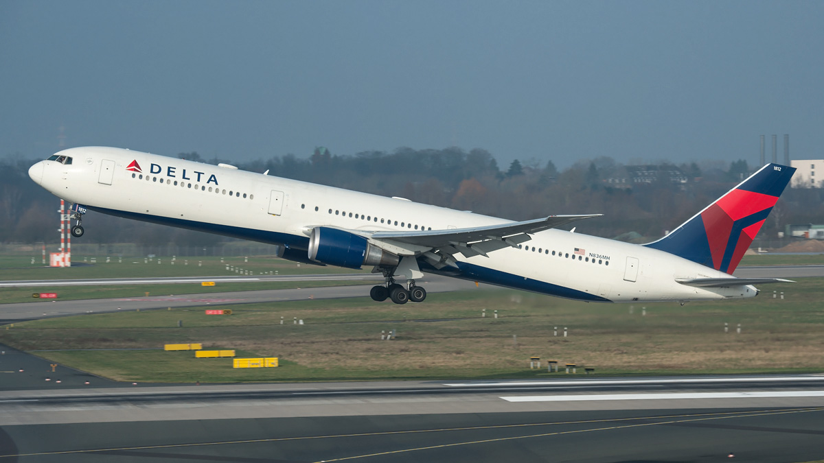 N836MH Delta Airlines Boeing 767-400(ER)
