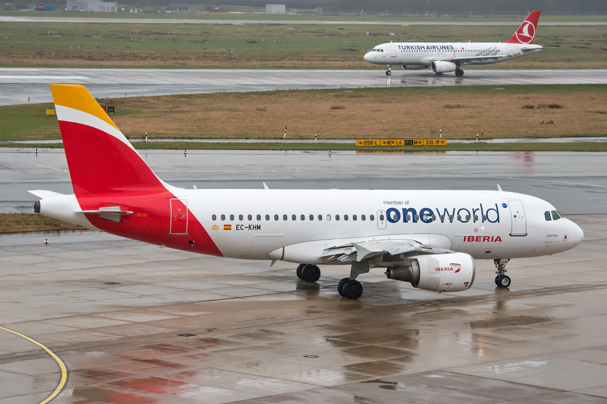 EC-KHM Iberia Airbus A319-100