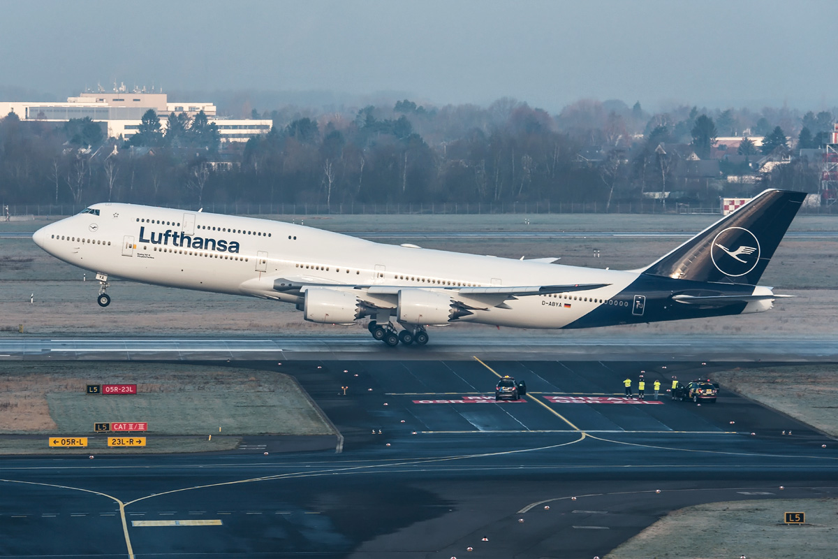 D-ABYA Lufthansa Boeing 747-8