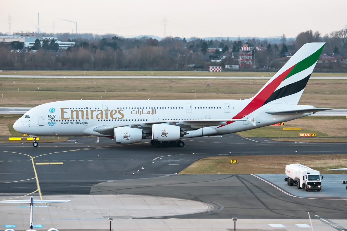 A6-EEK Emirates Airbus A380-800